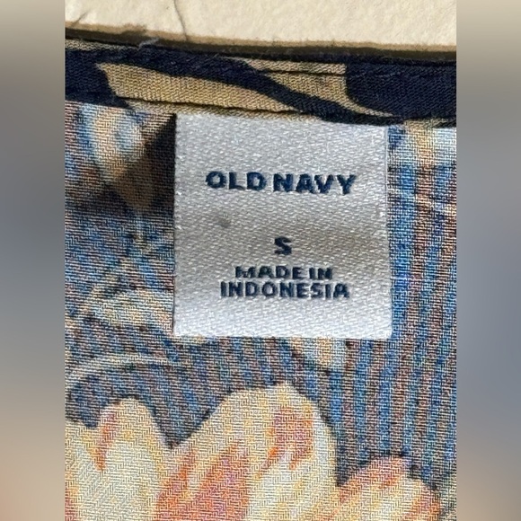Old navy.‎ Mini wrap dress. Navy/floral. Size: Small - Picture 2 of 8